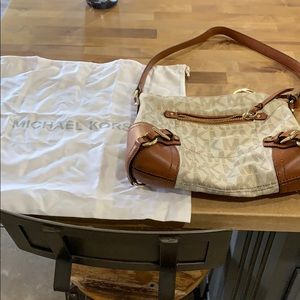 Michael Kors purse